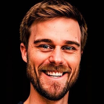 Miles Lavin Headshot